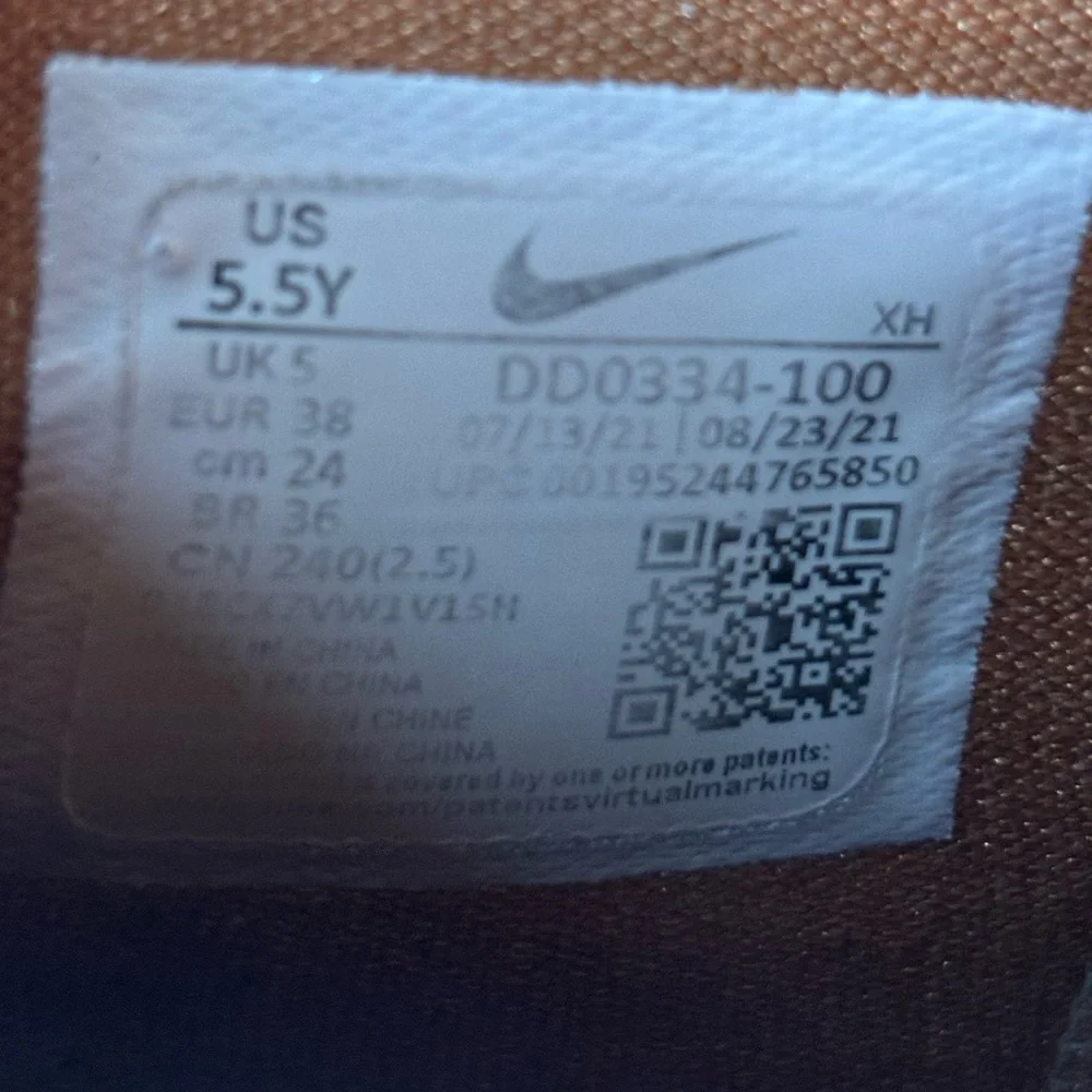NIKE Kyrie Infinity Basketball‎ Shoe Sneakers White Orange Blue Boys Men's 5.5
